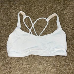 Lululemon Free to be Bra